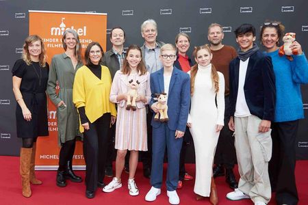 Susanna Grau (LEONINE Studios), Sonja Matthes (Ulysses Filmproduktion), Steffi Falk (Michel), Kari Juusonen (Regie), Lucy Ebert, Jørgen Lerdam (Ko-Regie), Tom Erik Rosener, Emely Christians (Ulysses Filmproduktion), Josefine Preuß, Helge Albers (MOIN), Tamino Gottlebe, Malika Rabahallah 
