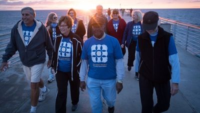 Ein langes, gesundes und erfülltes Leben ist das Ziel, das die Blue Zones-Kriterien beschreibt. Dieses wissenschaftlich fundierte Konzept ist die Basis des Kamalaya Gruppen-Retreats auf Koh Samui im Mai 2024.