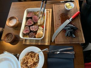 Heute steht 1828 für das beste Fleisch der Stadt Heute steht 1828 für das beste Fleisch der Stadt