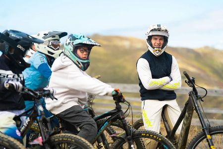 Von YouTube auf die Trails: Elias Schwärzler lädt zum Biken auf die Turracher Höhe
