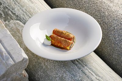 Die Cannelloni stehen dabei im Mittelpunkt und werden sowohl in ihrer klassischen Form als auch in modernen Varianten präsentiert