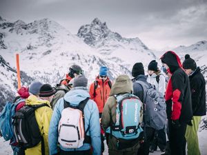 Am Berg steht die Sicherheit im Fokus, am Abend die Stimmung – im Rahmen des neu konzipierten Stanton Ski Open begrüßt St. Anton am Arlberg Am Berg steht die Sicherheit im Fokus, am Abend die Stimmung – im Rahmen des neu konzipierten Stanton Ski Open begrüßt St. Anton am Arlberg