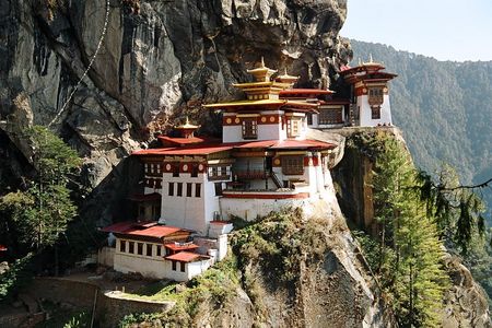 Eine Reise durch Nepal und Bhutan ins Herz des Buddhismus