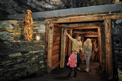 Barbarastollen in den Feengrotten