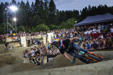 Das Crankworx Festival findet bereits zum achten Mal in Innsbruck statt: Der Veranstaltungsort liegt unweit vom Hotel Schwarzer Adler und vom ADLERS Lifestyle-Hotel in der Tiroler Landeshauptstadt