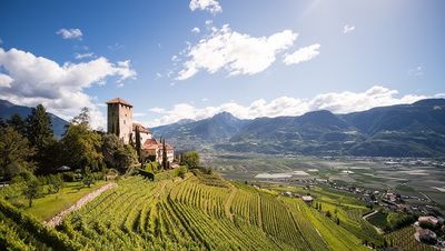 Die Region Lana ein ausgezeichneter Ort – hier werden Gäste zu Freunden und Urlaub zu Heimat