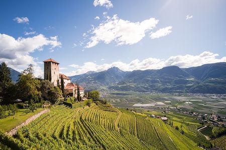 Die Region Lana ein ausgezeichneter Ort – hier werden Gäste zu Freunden und Urlaub zu Heimat