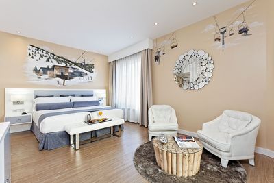 Vom Grupotel Mayorazgo im Zentrum Madrids gelangen Spanienurlauber fußläufig zum Königspalast