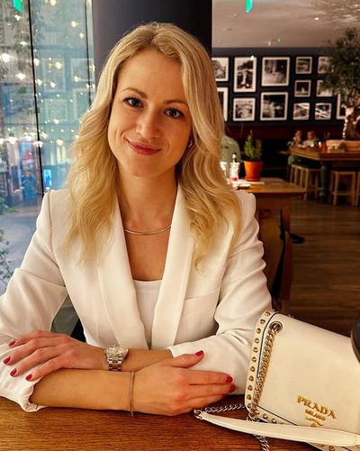 Einen besonderen Platz bekommen die drei Tage nun auch im Terminkalender von Sabrina Keßler eingeräumt, denn sie darf 2024 in die Rolle der Quellenkönigin schlüpfen
