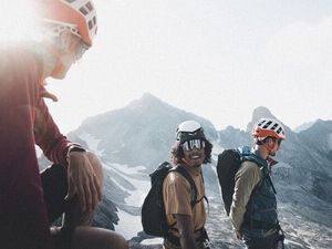 Mehr als 70 Kletterrouten und Klettersteige zählt St. Anton am Arlberg, doch auch Einsteiger finden in der Tiroler Region geeignetes Gelände Mehr als 70 Kletterrouten und Klettersteige zählt St. Anton am Arlberg, doch auch Einsteiger finden in der Tiroler Region geeignetes Gelände