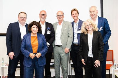 Torsten Burmester, Berivan Aymaz, Volker Görzel, Markus Greitemann, Veit Ulbricht, Frank Oelschläger und Anke Eickhoff