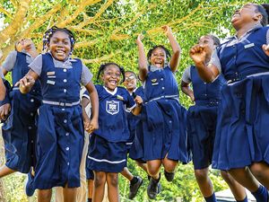Die Sandals Foundation ist der philanthropische Arm von Sandals Resorts International Die Sandals Foundation ist der philanthropische Arm von Sandals Resorts International