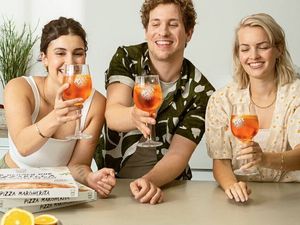 Pizza und Aperol Spritz: Das geht zusammen Pizza und Aperol Spritz: Das geht zusammen