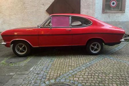 Andreas Exner, Lascaux Studio Opel Kadett LS, Kunstverein Aschaffenburg, 2023  