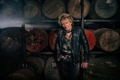 Musiklegende Rod Stewart Deutschland seine zweite Leidenschaft ein: Wolfie's Whisky