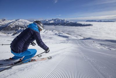 Viel Platz auf den Pisten, kein Après-Ski-Trubel, dafür modernste Liftanlangen und gut präparierte Abfahrten erwarten Bretterfans im Skizentrum Sillian Hochpustertal