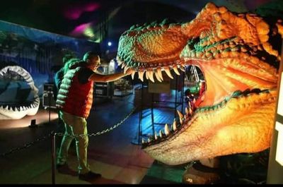Dino-Land