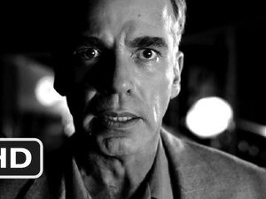 The Man Who Wasn’t There (auch: Der unauffällige Mr. Crane) ist ein Spielfilm der Coen-Brüder The Man Who Wasn’t There (auch: Der unauffällige Mr. Crane) ist ein Spielfilm der Coen-Brüder
