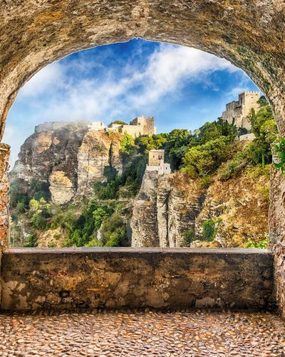 The sustainable soul of Sicily through slow travel.