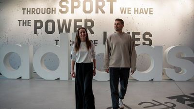 Josephine Walters (li.) und Florian Amann (re.) zeichnen bei Adidas für die Kampagne "Typisch Deutsch" verantwortlich