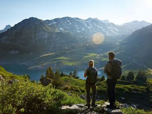 Nur Du, ich und die Natur: Auf dem 125 Kilometer langen Lechweg zwischen Deutschland und Österreich gibt es zahllose Momente zum Innehalten Nur Du, ich und die Natur: Auf dem 125 Kilometer langen Lechweg zwischen Deutschland und Österreich gibt es zahllose Momente zum Innehalten