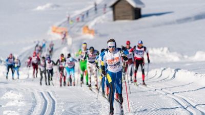 Beim legendären Dolomitenlauf in Osttirol, Österreichs größter Langlaufveranstaltung, stellen sich Profis sowie Amateure den kräftezehrenden Herausforderungen über 21 und 42 Kilometer im klassischen und freien Langlaufstil