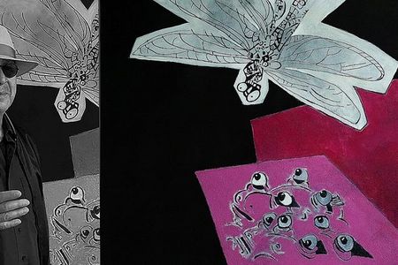 Kanjo Také vor seinem Werk „Water Lily – Dragon Fly“