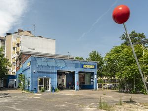 Spoiler Aktionsraum (Aussenansicht) Spoiler Aktionsraum (Aussenansicht)