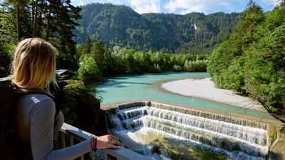 Der Lechfall in Füssen bildet den krönenden Abschluss der 125 Kilometer langen grenzüberschreitenden Lechweg-Weitwanderung