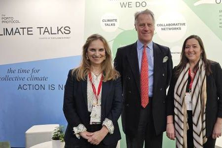 Das Kernteam des Porto Protocol Marta Mendonça (Geschäftsführung), Adrian Bridge (CEO), Cristina Crava (Projektleiterin)