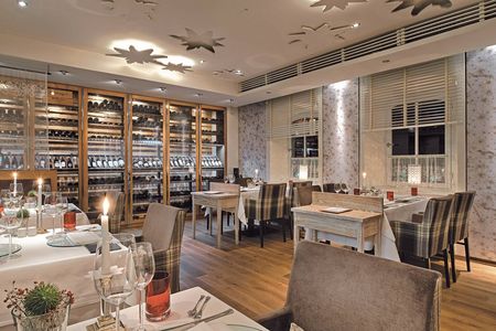 Alpine Fine Dining in edlem Ambiente: Im ESS ATELIER wird Genuss als sinnliches Gesamtkunstwerk zelebriert