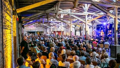 Grenzenloser Musikgenuss in Oberfranken: Neben Auftritten im Globe Coburg sorgen die Musiker beim It’z Jazz-Festival auch in der Alten Pakethalle für Gänsehautmomente