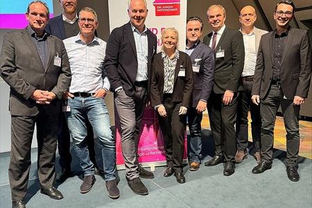 Der Regionalvorstand von DIE FAMILIENUNTERNEHMER Metropolregion Köln Bonn