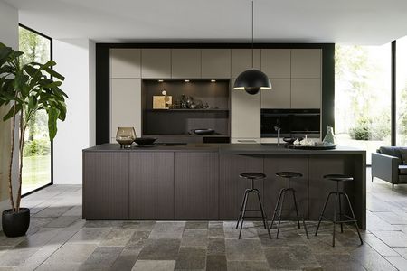 Stripe Wood Coffee, die dunkle ARTLINE Variante, steht für Trend und Zeitgeist