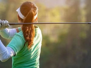Nur 15 Minuten von Victor’s Portugal entfernt und eine persönliche Empfehlung von Gastgeberin Susanne Kleehaas: Der eindrucksvolle, vom Architekten Robert Trent Jones Jr. entworfene, Golfplatz Penha Longa Atlantico südlich von Sintra. Er zählt zu den 30 besten Anlagen Kontinentaleuropas