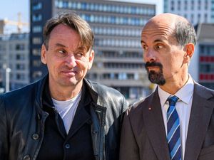 Der Erfinder und seine Kultfigur: Ralf Husmann (l.) und Schauspieler Christoph Maria Herbst alias Bernd Stromberg Der Erfinder und seine Kultfigur: Ralf Husmann (l.) und Schauspieler Christoph Maria Herbst alias Bernd Stromberg