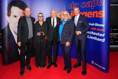 Dieter Semmelmann (Semmel Concerts), Jenny Jürgens, Pepe Lienhard, Astrid Messerschmitt (United Promoters), John Jürgens