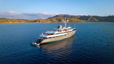 Im Bild die Aqua Blu aus der Flotte von Aqua Expeditions