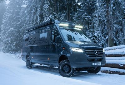 Mit der Edition K-peak erfüllt Yucon alle Wünsche freiheitsliebender Abenteurer, die großen Wert auf Unabhängigkeit legen und dennoch auf den Komfort eines Reisemobils nicht verzichten wollen