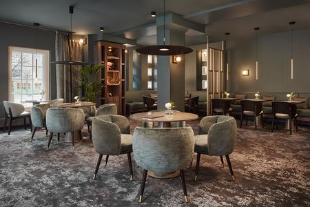 Die Hansa Café Bar & Brasserie im NH Collection Helsinki Grand Hansa