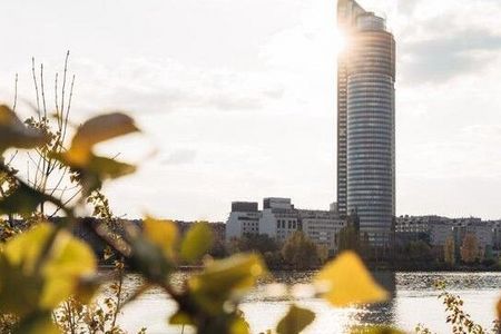 Vom harry’s home Wien-Millennium Tower an der Donau geht’s in kürzester Zeit zu den Highlights der österreichischen Hauptstadt
