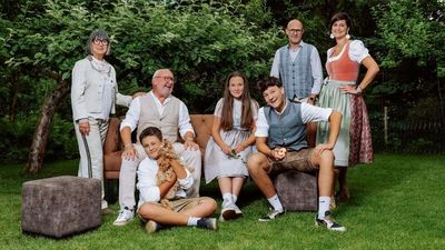 In vierter Generation leitet Sandra Geiger-Pauli (re.) gemeinsam mit ihrem Mann den Bodenmaiser Hof. Ihre drei Kinder stehen schon in den Startlöchern