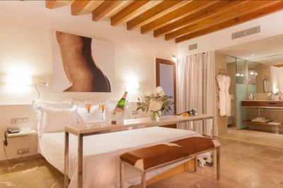 Keins gleicht dem anderen – die Zimmer des Petit Palace Hotel Tres in Palma Mallorca sind alle individuell eingerichtet