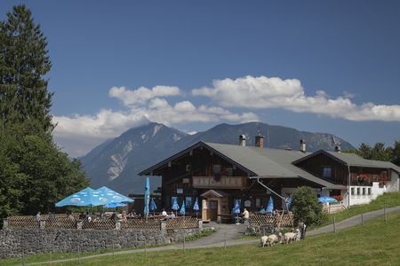 Reisen Neuneralm