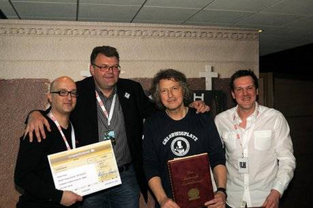Wolfgang Niedecken mit Erik Jülicher Marketing Manager EMI, Wolfgang Hanebrink Chairman EMI Music Germany
