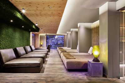 Der HeimatSpa im 4-Sterne-Superior-Hotel Bodenmaiser Hof laedt zu einer kleinen Auszeit vom Alltag ein
