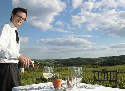 die besten Köche der Region werden nach althergebrachten Rezepten aufkochen
