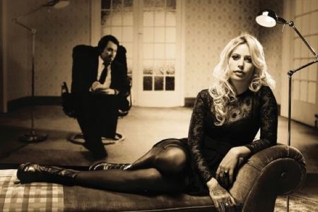 Musik Pop: Sie ist Neuseelands heißester Export-Schlager - Die 26-jährige bezaubernde Gin Wigmore mit ihrem Album "GRAVEL & VINE"