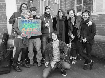 Berlin Street Music 4 Refugees Group Picture