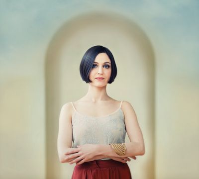 Mira Falk sucht nach dem Verborgenen Mira Falk sucht nach dem Verborgenen